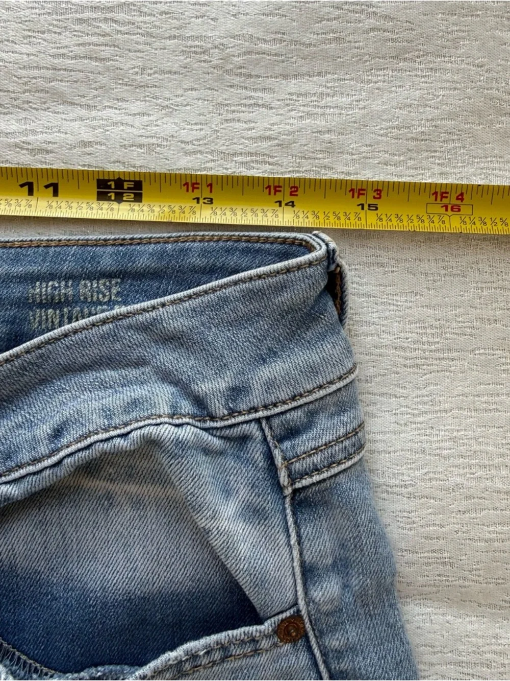 Rewash High‎ Rise Distressed Jeans Size 7 28 Cropped Raw Hem Light Wash Denim